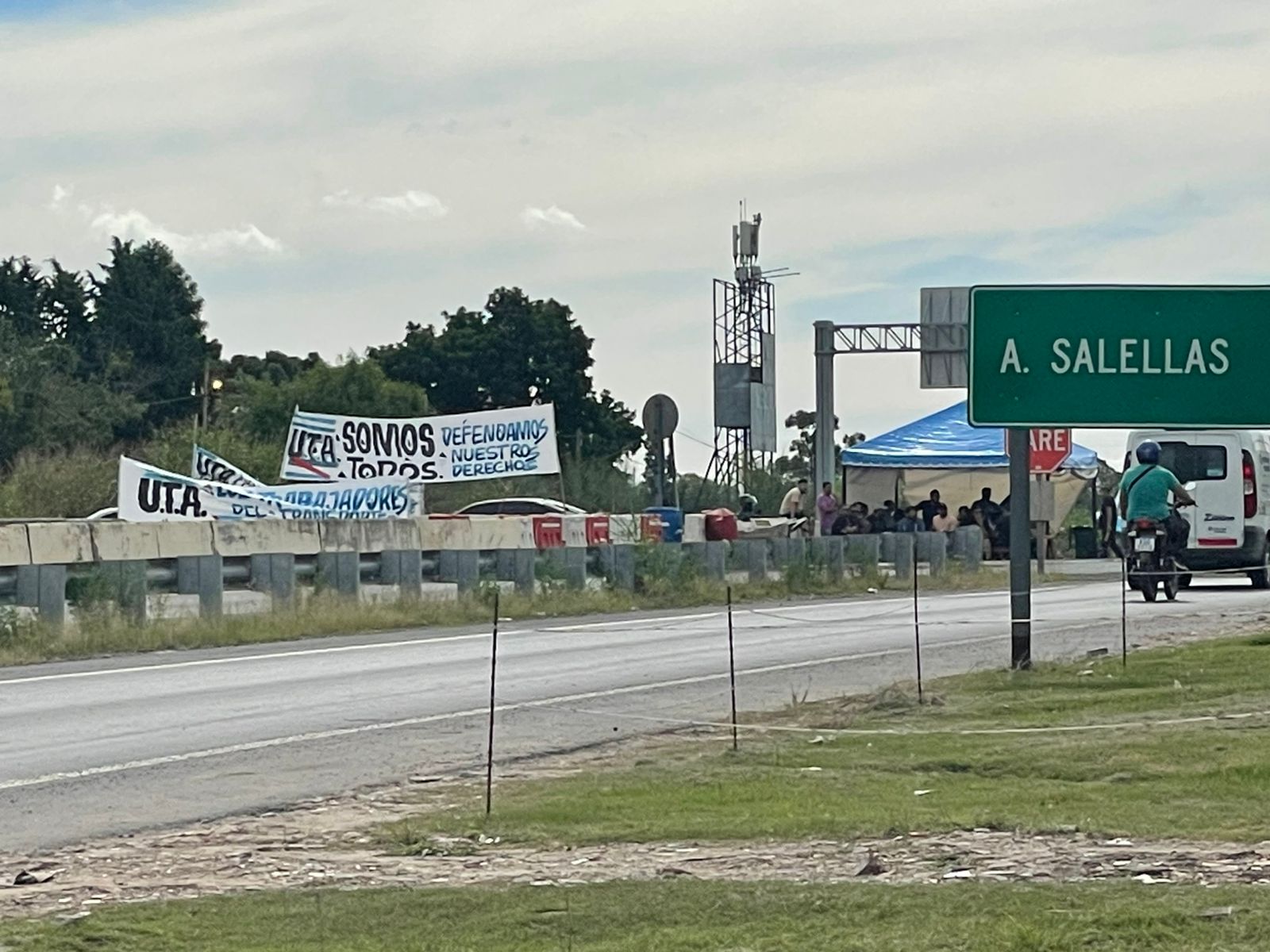 UTA acampa frente a San José: dan aviso a la Policía